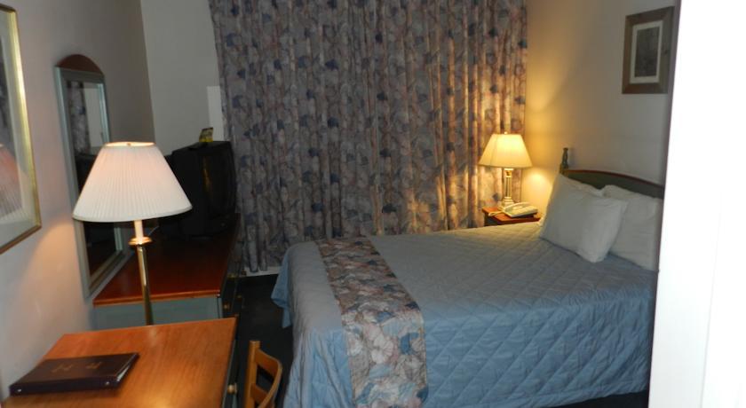 L'Auberge De L'Aeroport Inn Dorval Ngoại thất bức ảnh